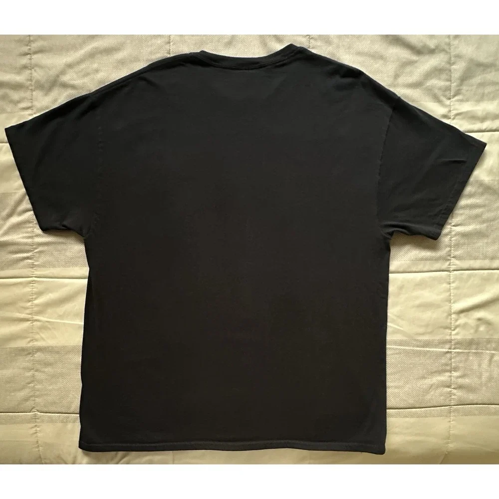 Gildan nice shirt